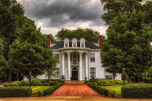 University of Georgia Admits 33% of Applicants This Year